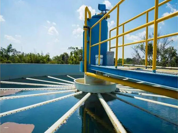 泰国-大成府工业区-...